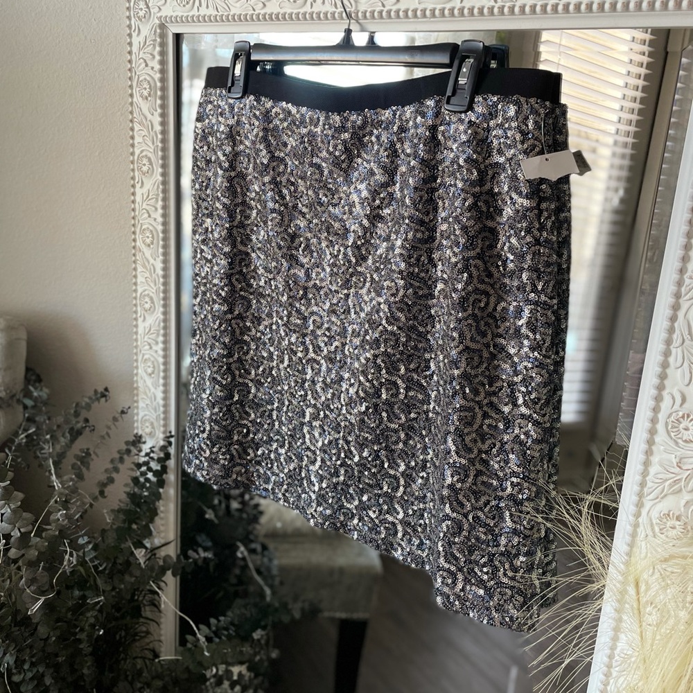 Karen Kane Silver Sequin Skirt New Large - Picture 3 of 7